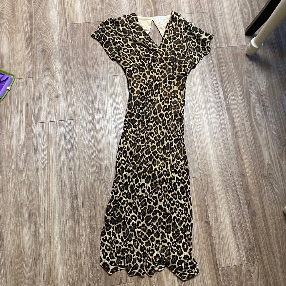 Sofia Vergara Leopard Print Dress Size Small Keyhole